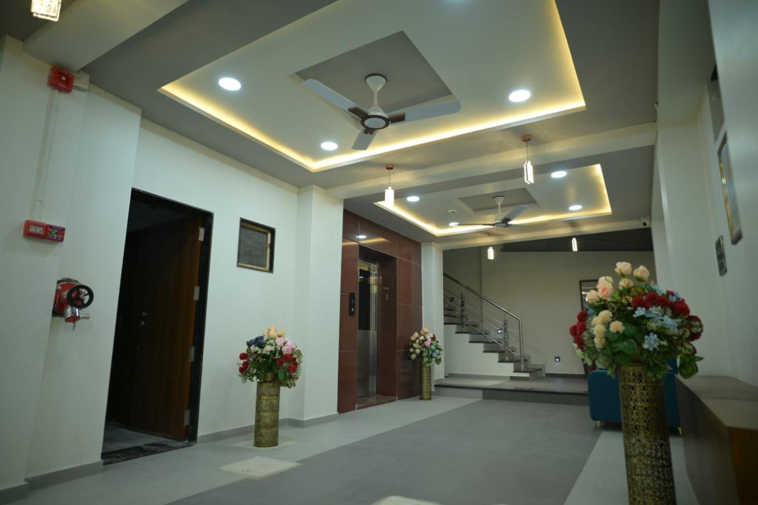 Hotel Aagman Palanpur Екстер'єр фото